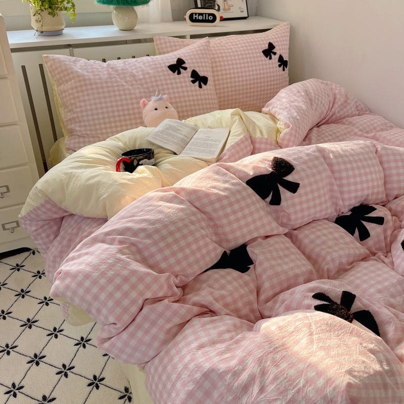 Kawaii Embroidered Bow Bedding Set - Pink-black bow / 1.5m