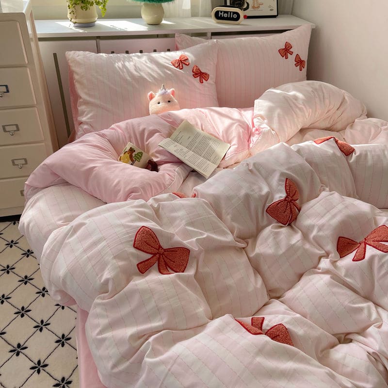 Kawaii Embroidered Bow Bedding Set - Pink-red bow / 1.5m