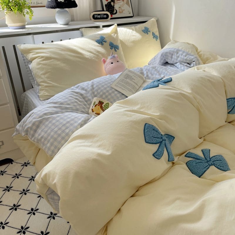 Kawaii Embroidered Bow Bedding Set - Yellow-blue bow / 1.5m