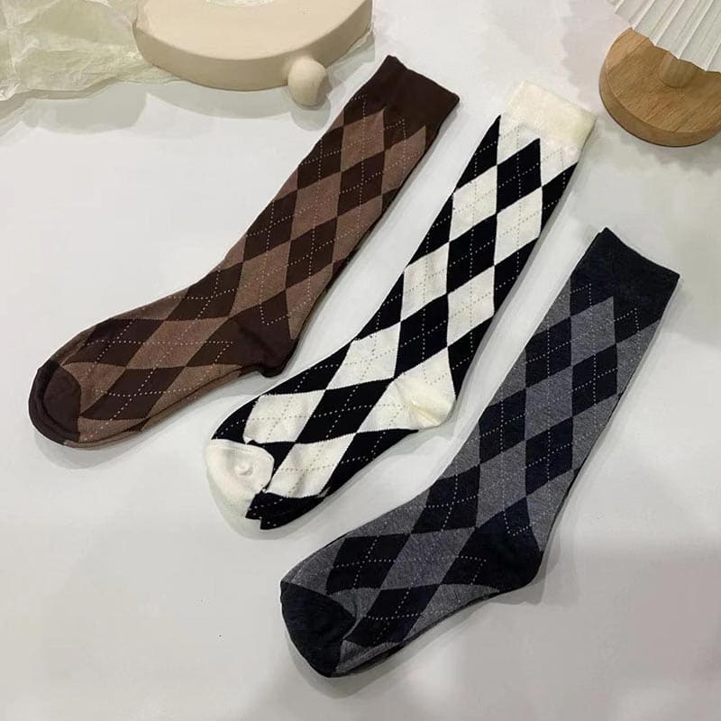 Kawaii Rhombus Pattern Print Socks