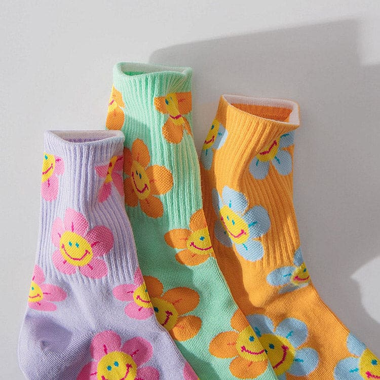 Kawaii Smile Face Flowers Socks - Socks