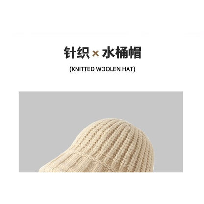 Knit Cloche Hat