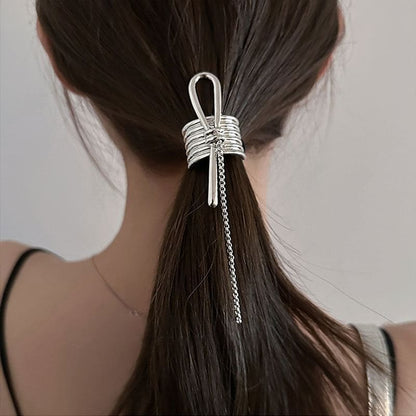 Knot Chain Detail Hair Tie