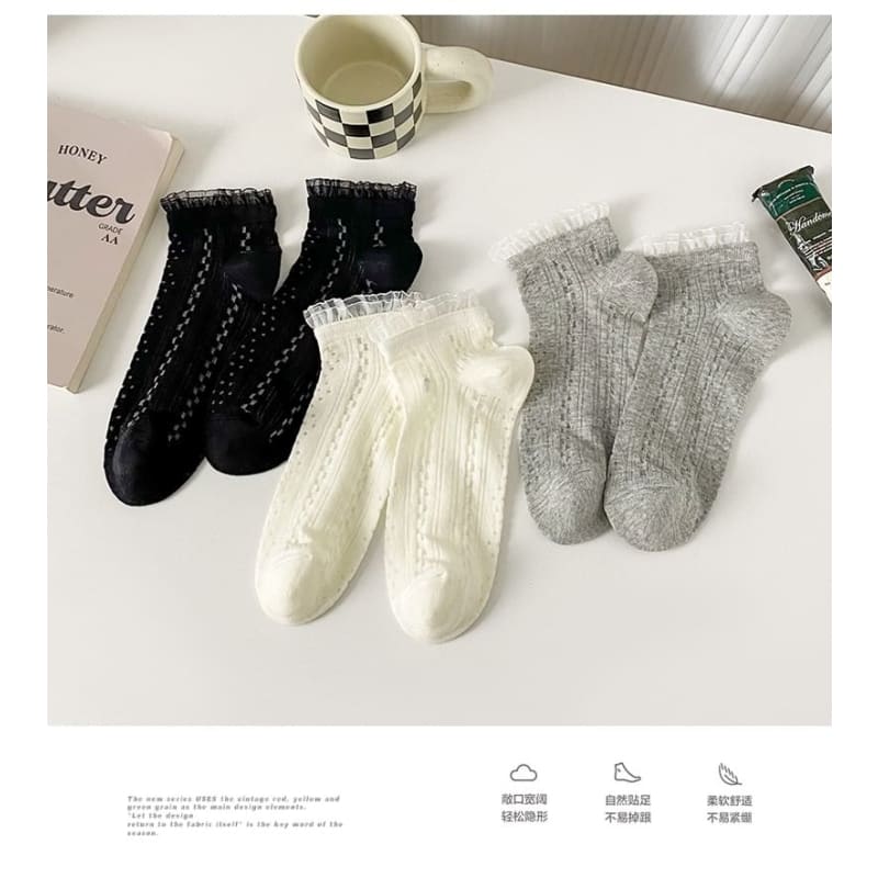 Lace Trim Socks Set