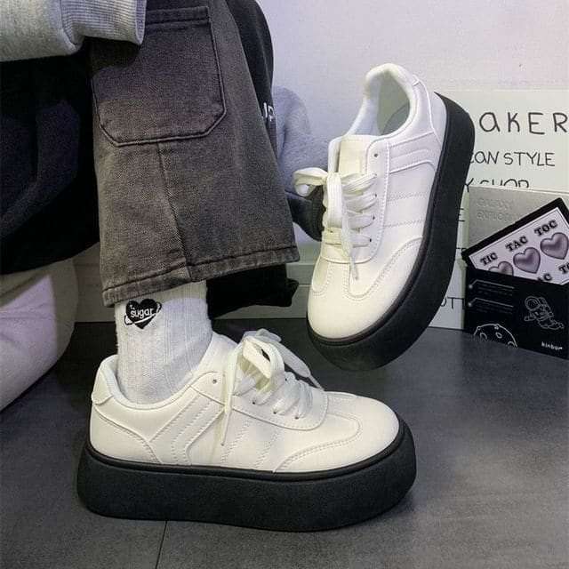 Lace-Up Platform Sneakers - Black / 35