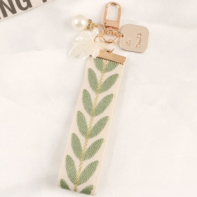 Leaf Print Keychain - Q809-3 - White & Green & Off-White &