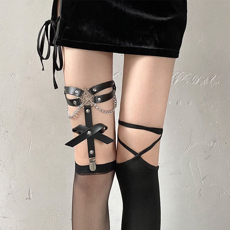 Leather Punk Bow Garter SpreePicky