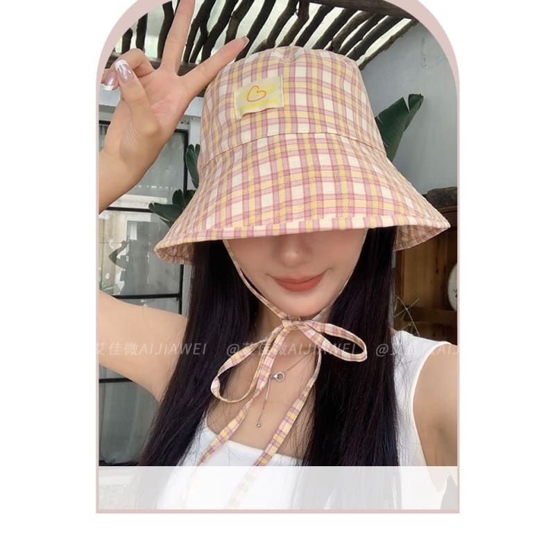 Lettering Applique Plaid Bucket Hat