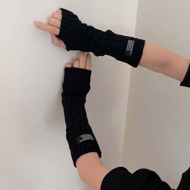 Lettering Knit Gloves - Black / One Size