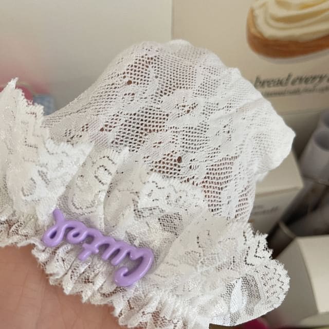 Lettering Pendant Floral Lace Socks - Purple Letter - White