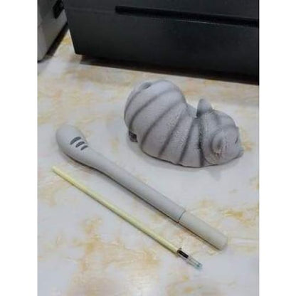 Light Gray Dark Gray Cute Cat Pen Desk Decoration MM1670