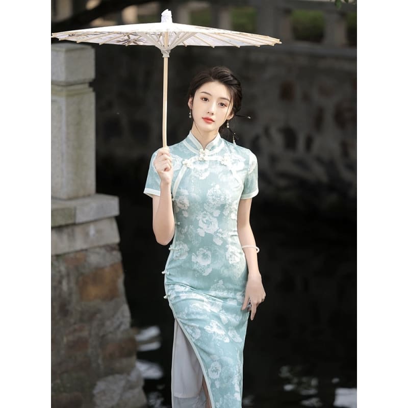 Light Green Floral Cheongsam Dress - Female Hanfu