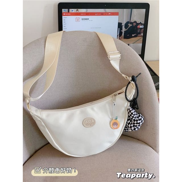 Lightweight Plain Zip Belt Bag - With Twister - Milky White