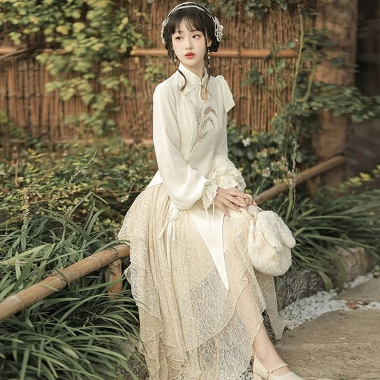 Lolita Long-Sleeve Embroidered Hanfu Blouse / Mid Rise Lace