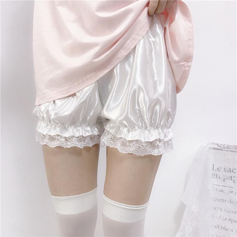 Lolita Ruffle Plush Lace Shorts - White Lace / One Size