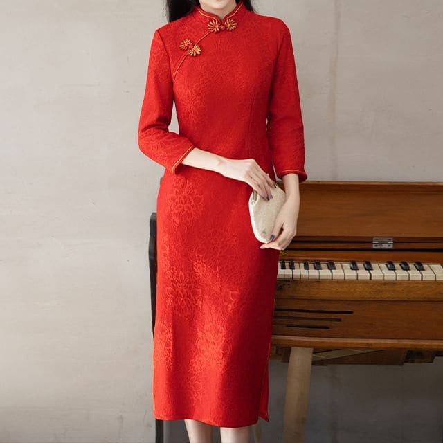 Long-Sleeve Band Collar Plain Midi Qipao - Red / S