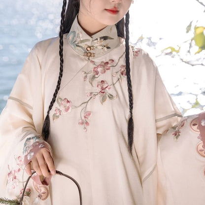 Long-Sleeve Floral Embroidered Hanfu Top / Fluffy Collar