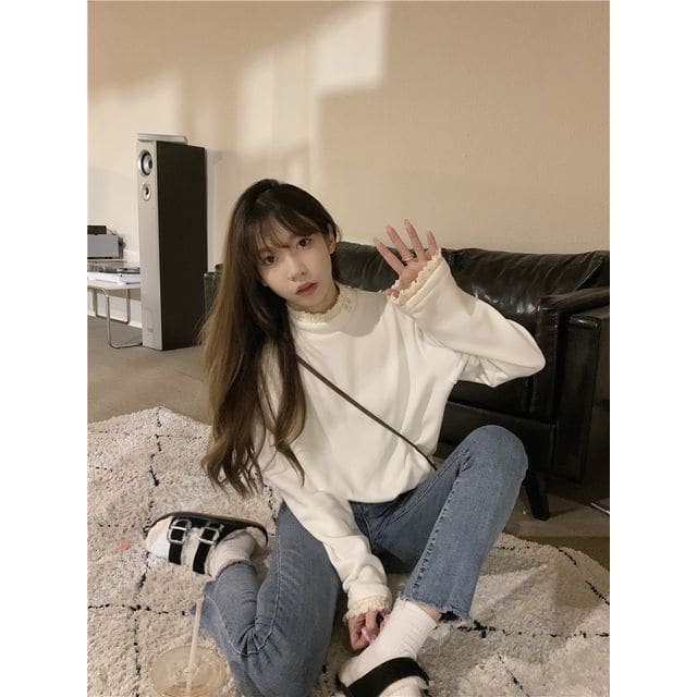 Long-Sleeve Lace Trim High Neck Tee - White / S