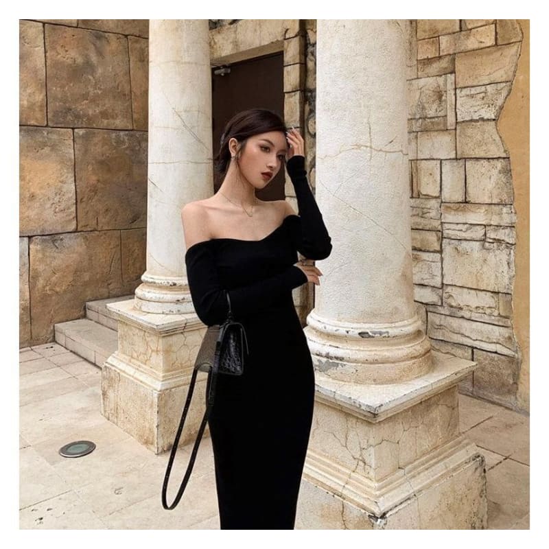 Long-Sleeve Off Shoulder Plain Backless Knit Midi Sheath