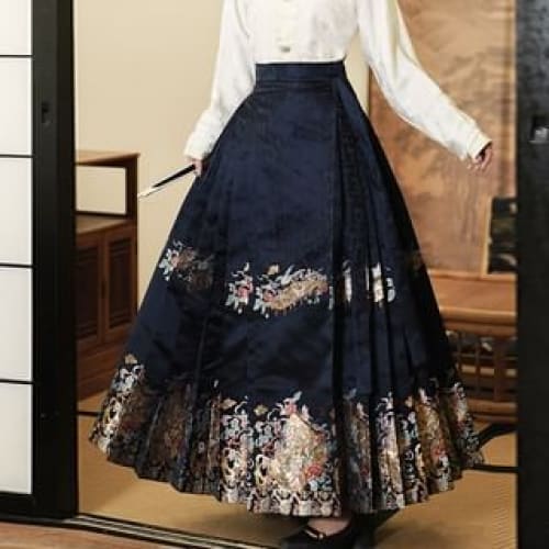 Long-Sleeve Plain Hanfu Top / High Waist Floral Maxi Ma