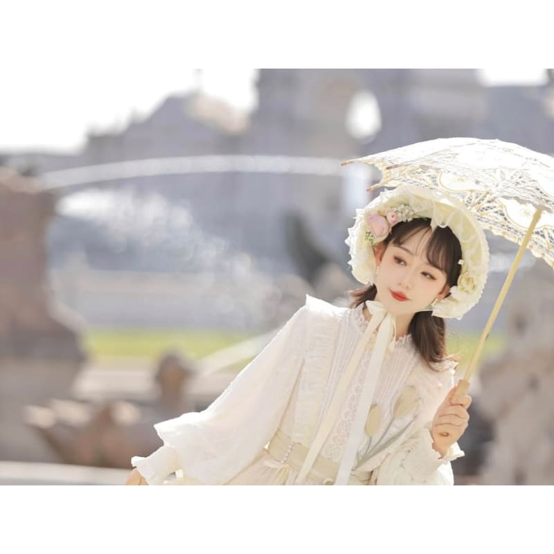 Long-Sleeve Round Neck Lolita Floral Applique Bow Ruffle