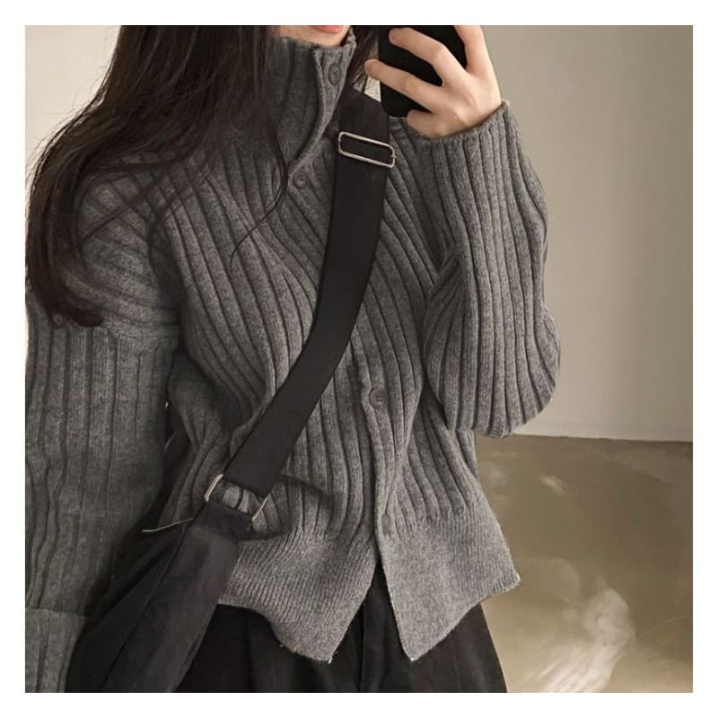 Long-Sleeve Turtleneck Buttoned Rib-Knit Cardigan