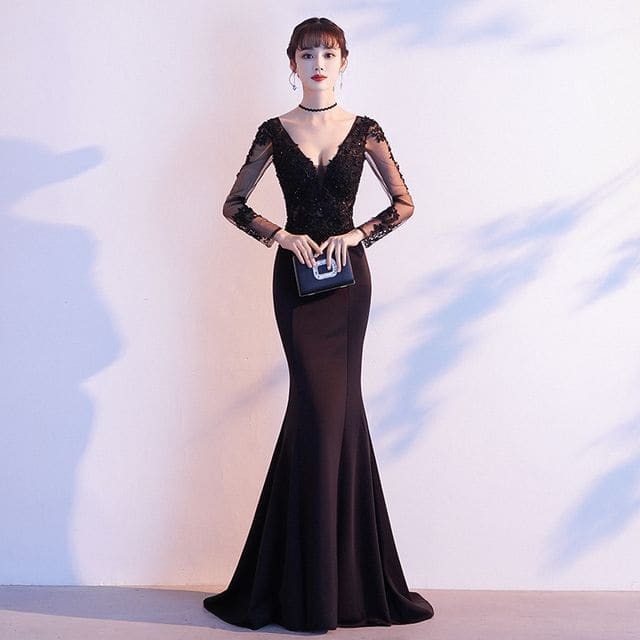 Long-Sleeve V-Neck Lace Mermaid Evening Gown - Black / XS