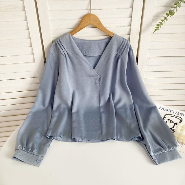 Long-Sleeve V-Neck Plain Pintuck Blouse - Light Blue