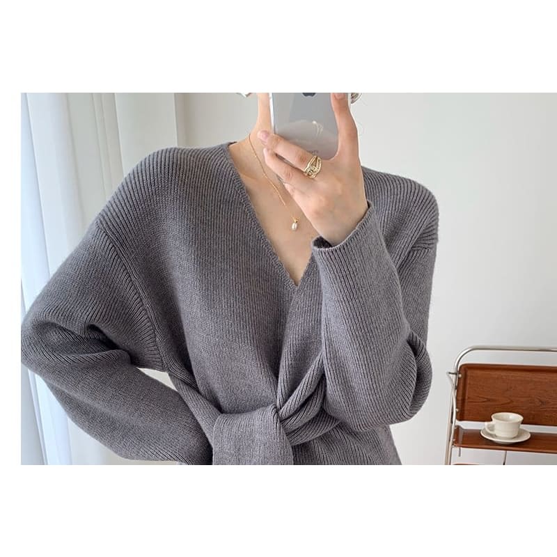 Long-Sleeve V-Neck Plain Ribbed Knotted Sweater