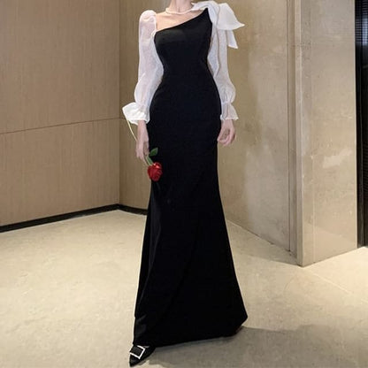 Long-Sleeve V-Neck Two Tone Mermaid Evening Gown