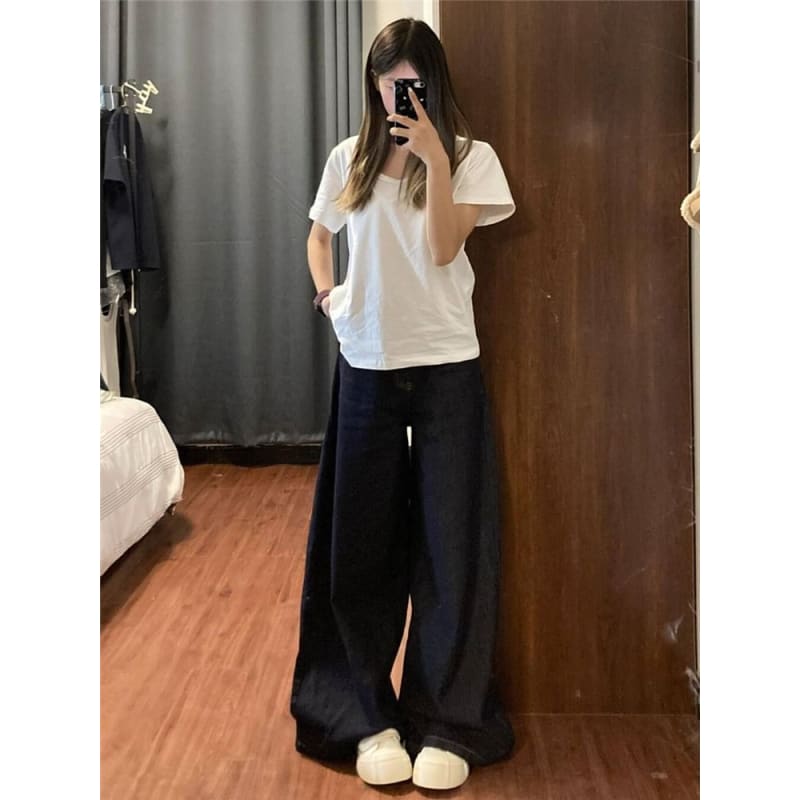 Low Rise Washed Wide Leg Jeans