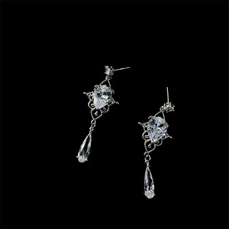 Luxury Crystal Drop Earrings - Standart / Silver - earrings