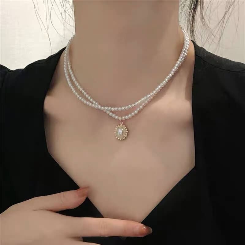 Luxury Pearl Vintage Necklace - White - Necklaces