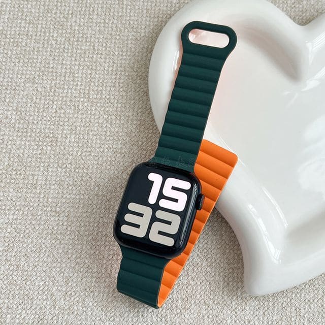 Magnetic Silicone Apple Watch Band - 1 Pc - Dark Green &