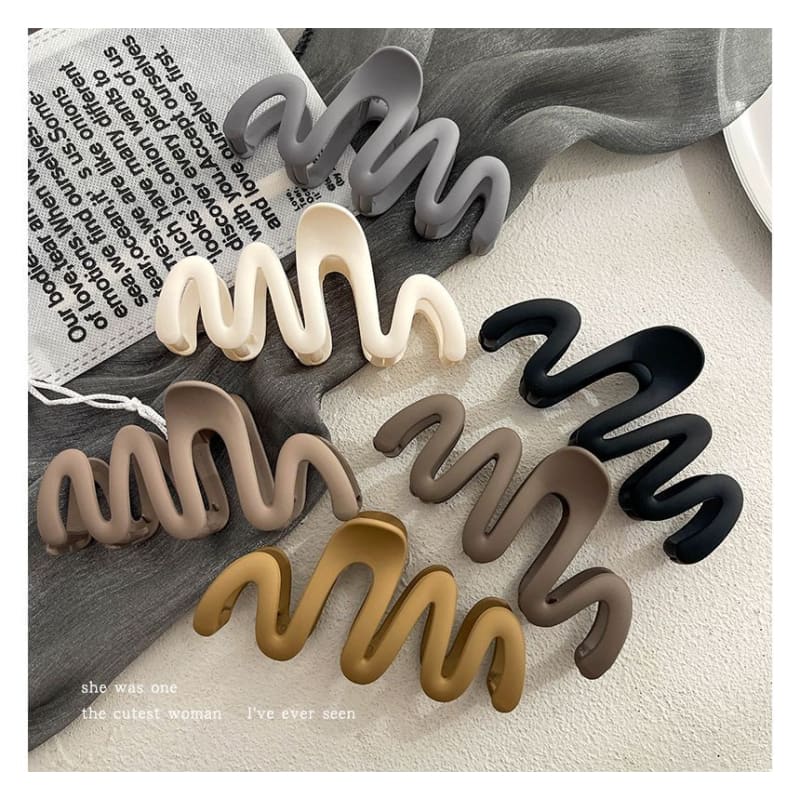 Matte Acrylic Hair Clamp