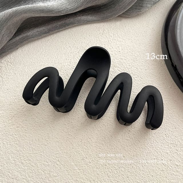 Matte Acrylic Hair Clamp - Black / 10cm