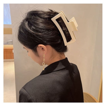 Matte Plastic Hair Clamp