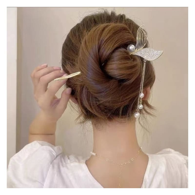 Mermaid Tail Rhinestone Faux Pearl Alloy Hair Stick