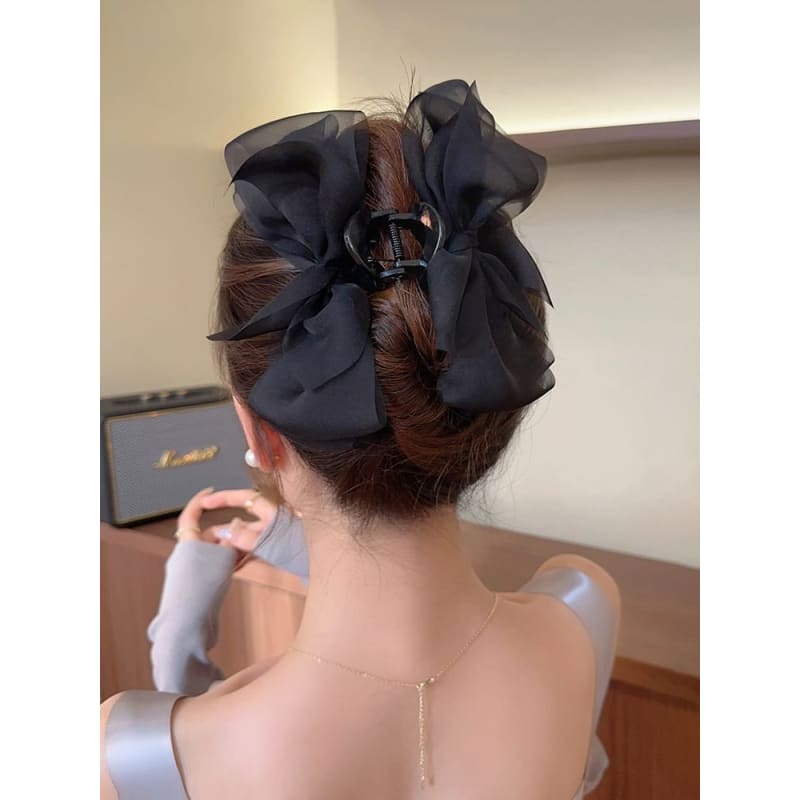 Mesh Bow Accent Hair Claw