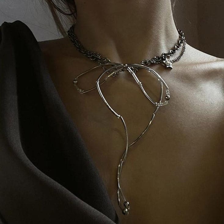 Metal Bow Chain Choker - Standart / Silver - Necklace