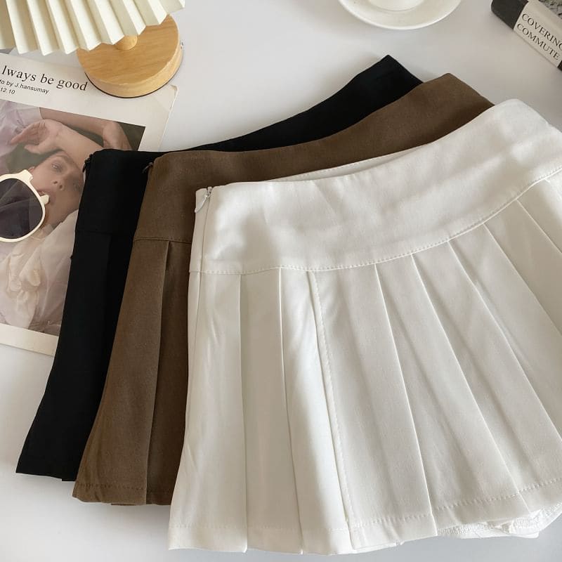 Mid Rise Plain Pleated Mini A-Line Skirt