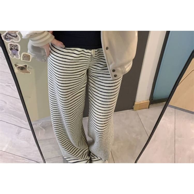 Mid Rise Striped Wide Leg Pants