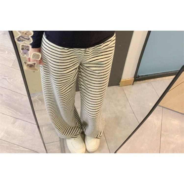 Mid Rise Striped Wide Leg Pants