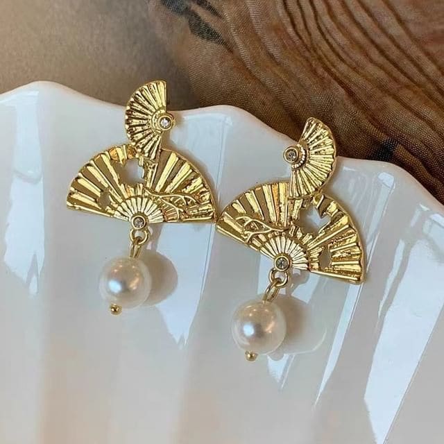 Mini Hand Fan Faux Pearl Alloy Dangle Earring - G19-17 - 1