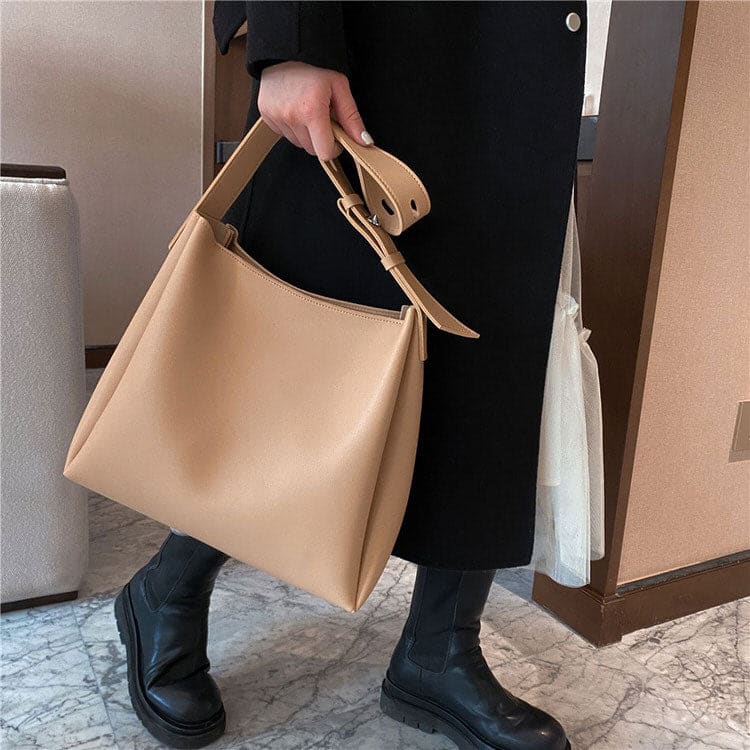 Minimalist Vegan Leather Tote Bag - Handbags