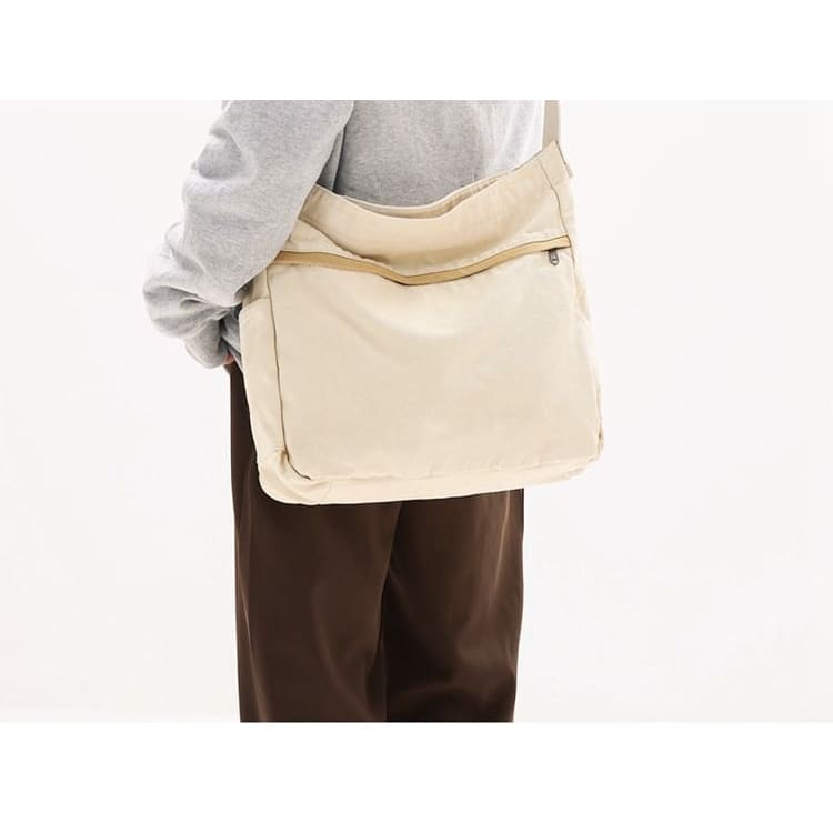 Multi-Pocket Canvas Crossbody Bag