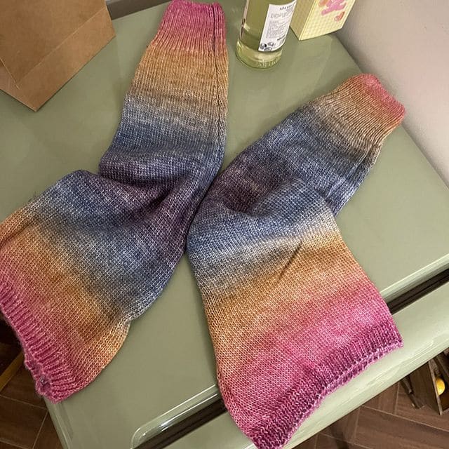 Ombre Knit Leg Warmer - Blue & Pink / One Size