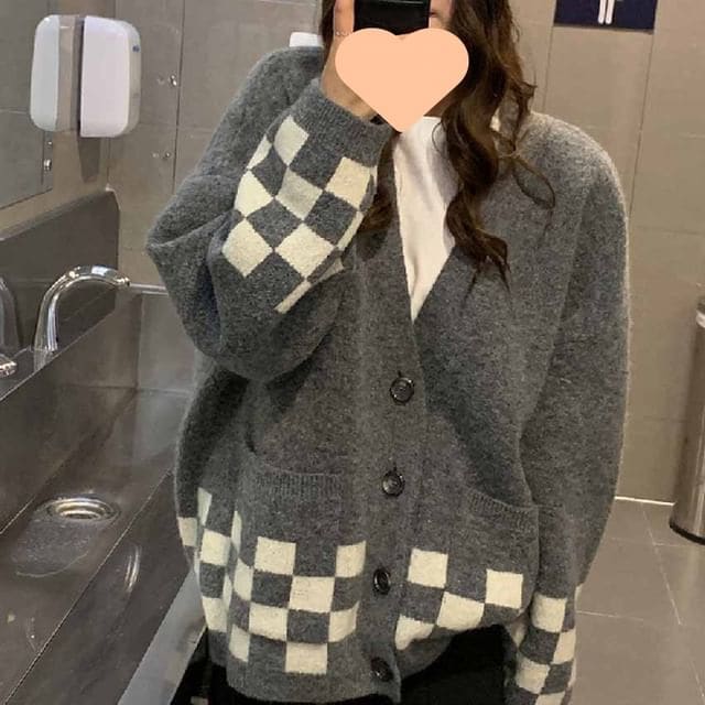 Oversized Checker V-Neck Cardigan - Gray / One SIze