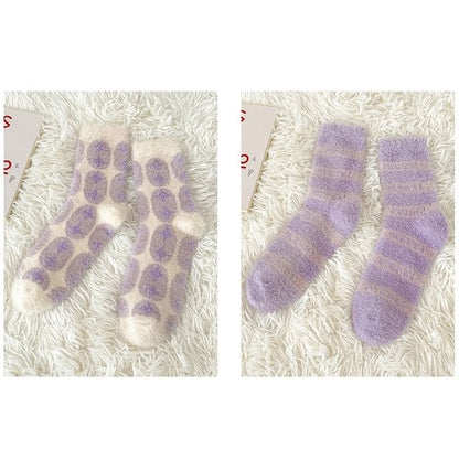 Patterned Fluffy Short Socks Set - 2 Pairs - Oval & Stripes