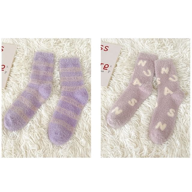 Patterned Fluffy Short Socks Set - 2 Pairs - Stripes &